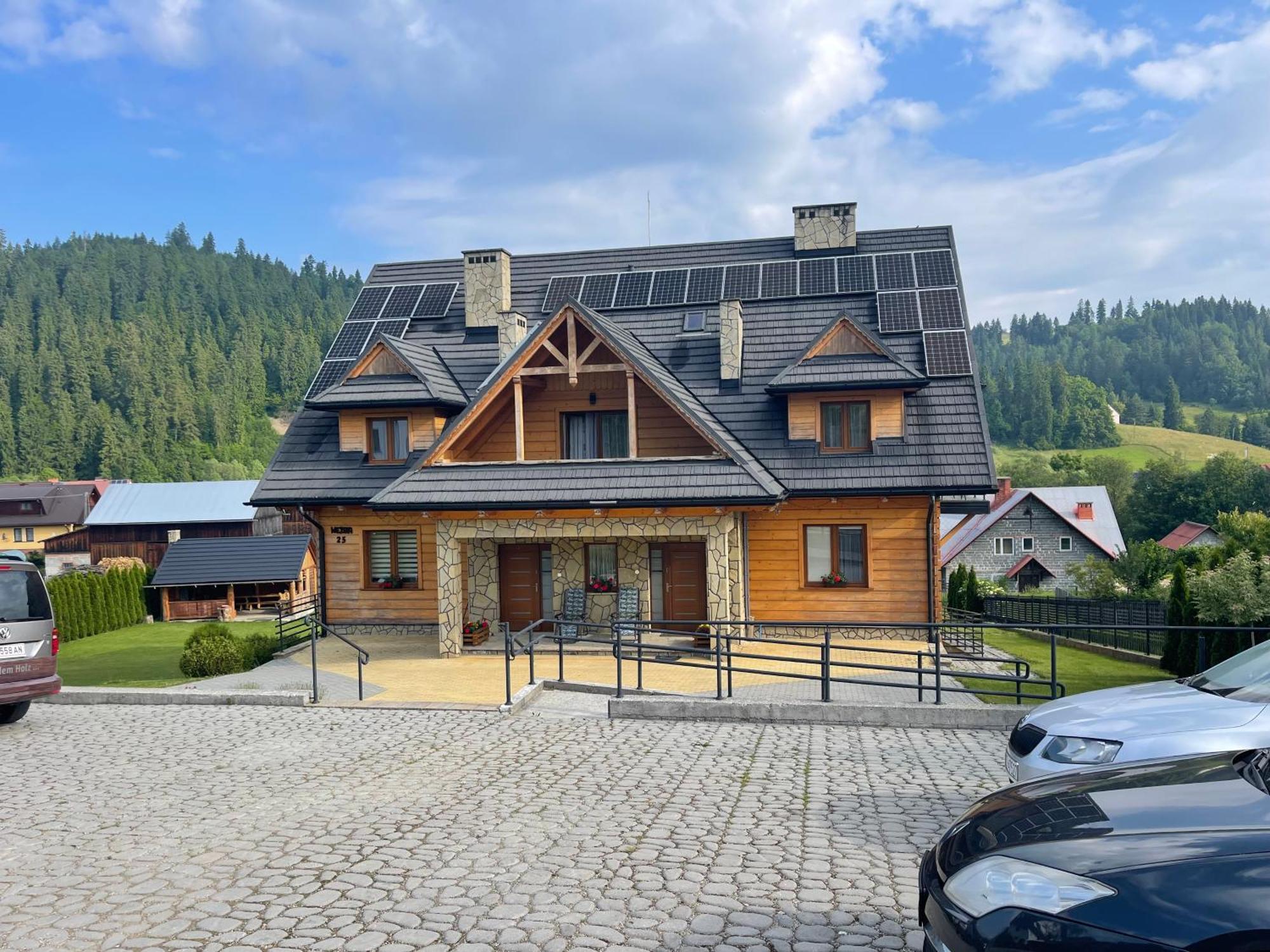 Willa Rembisz Łapsze Niżne Exteriör bild